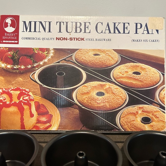 Roshco Mini Tube Cake Pan - Picture 2 of 5